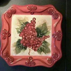 Tabletops Unlimited Merlot Grapes Embossed
Handpainted Plate 11”